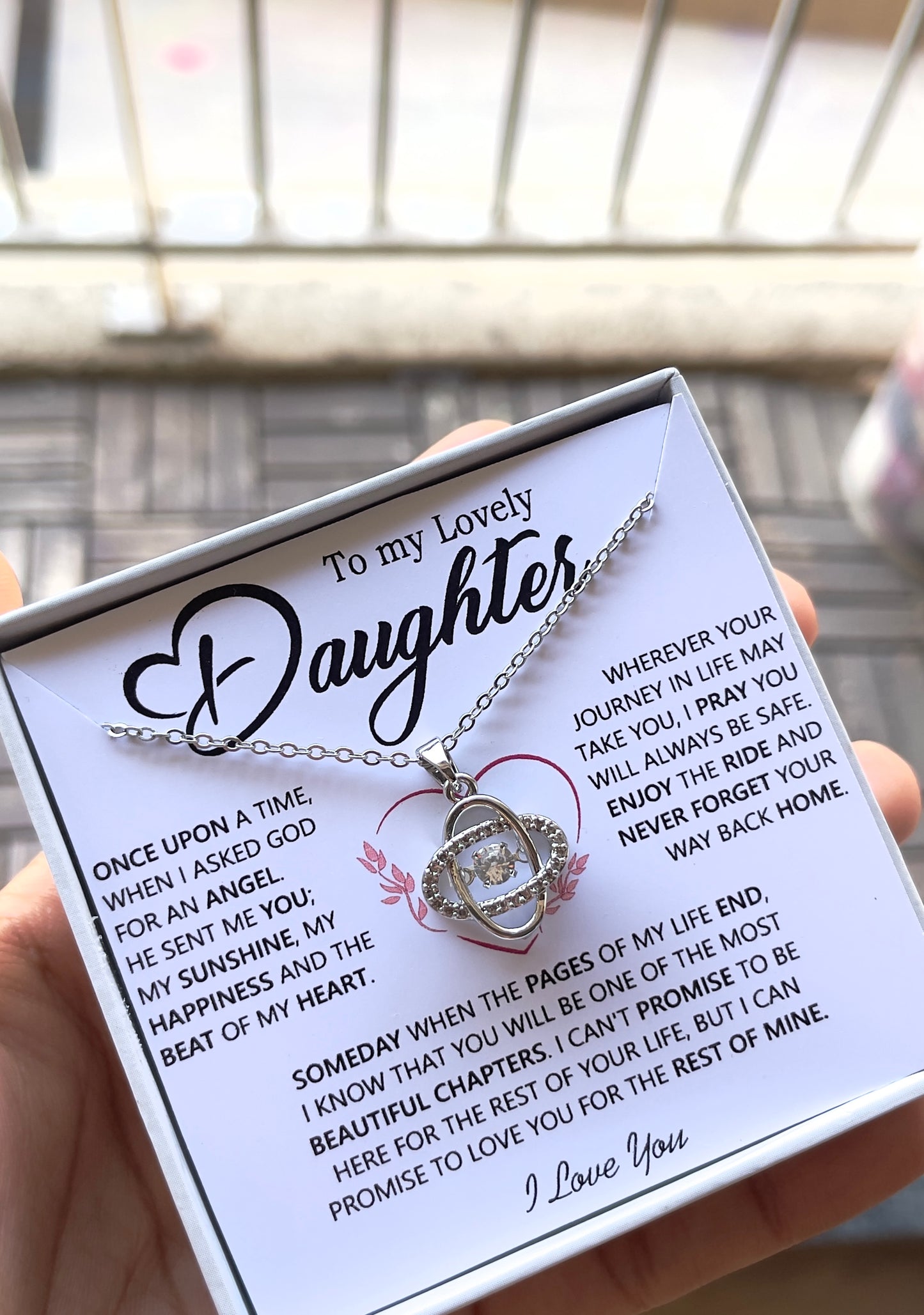 Beautiful Chapters – Knot Necklace | A Heartfelt Gift for Your Daughter